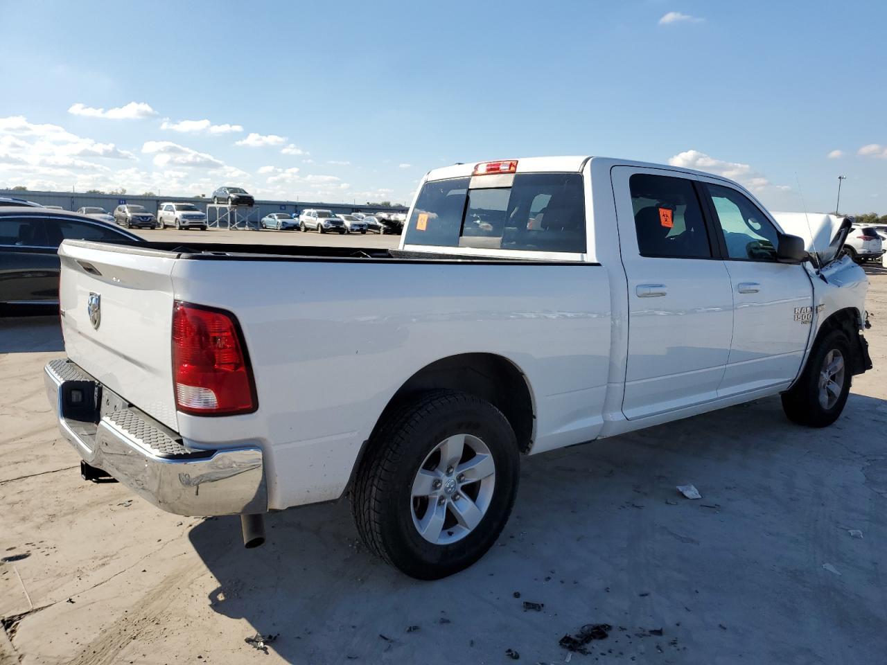 Image 3 of 2019 RAM 1500 CLASSIC SLT 2019 with VIN 1C6RR6TT3KS689181
