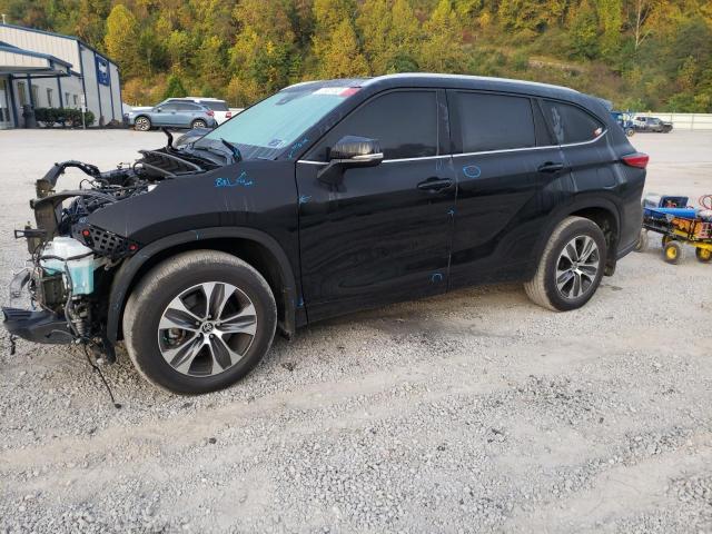 Изображение 2022 TOYOTA HIGHLANDER XLE 2022