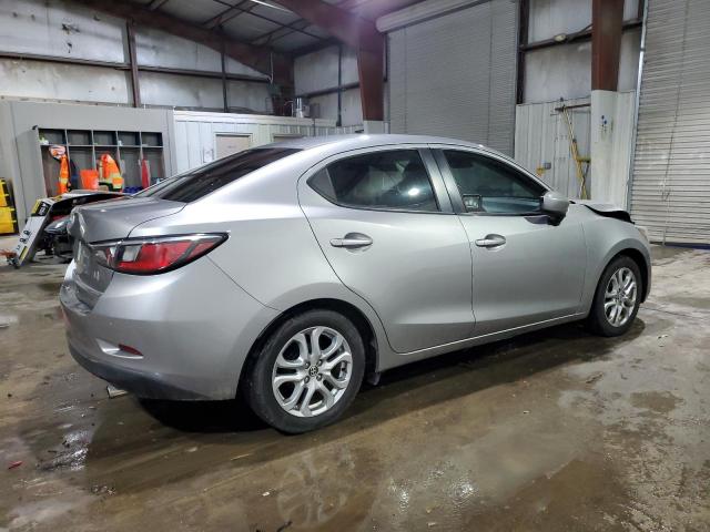 Obraz 3 z 2016 TOYOTA SCION IA  2016 z VIN 3MYDLBZV9GY106953