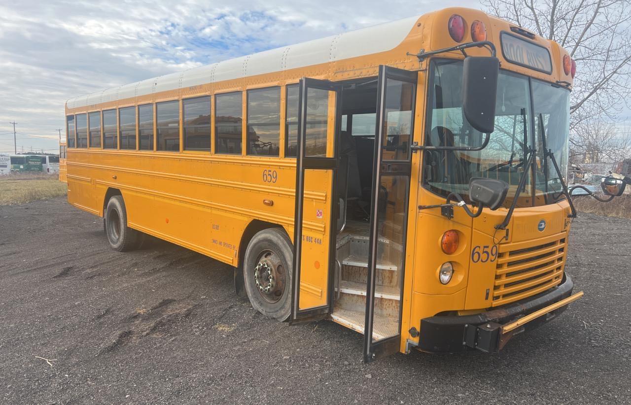 2011 BLUE BIRD SCHOOL BUS / TRANSIT BUS  2011 image