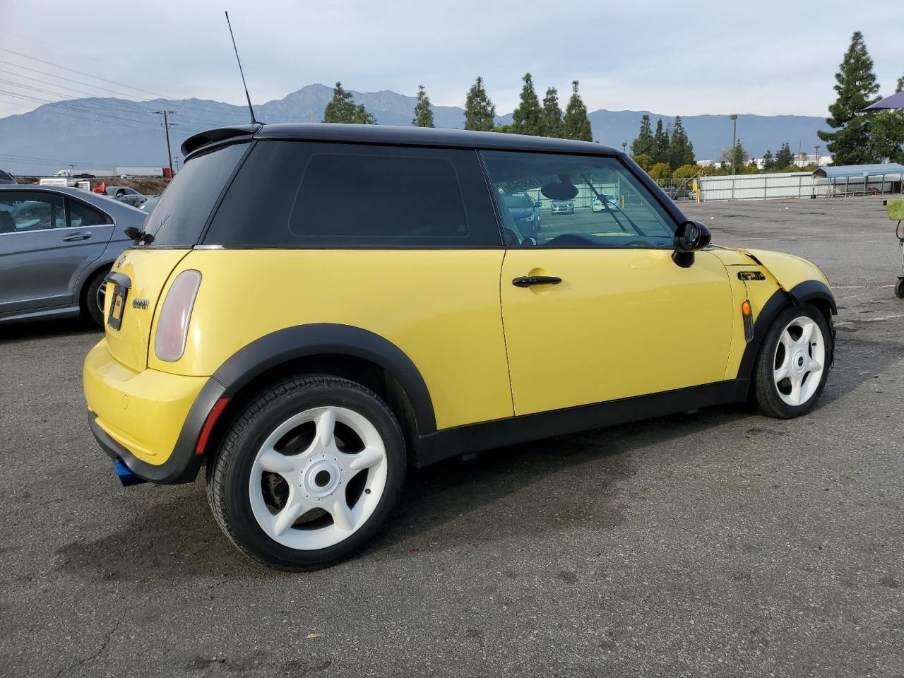 Obraz 3 z 2005 MINI COOPER  2005 z VIN WMWRC33465TC57801