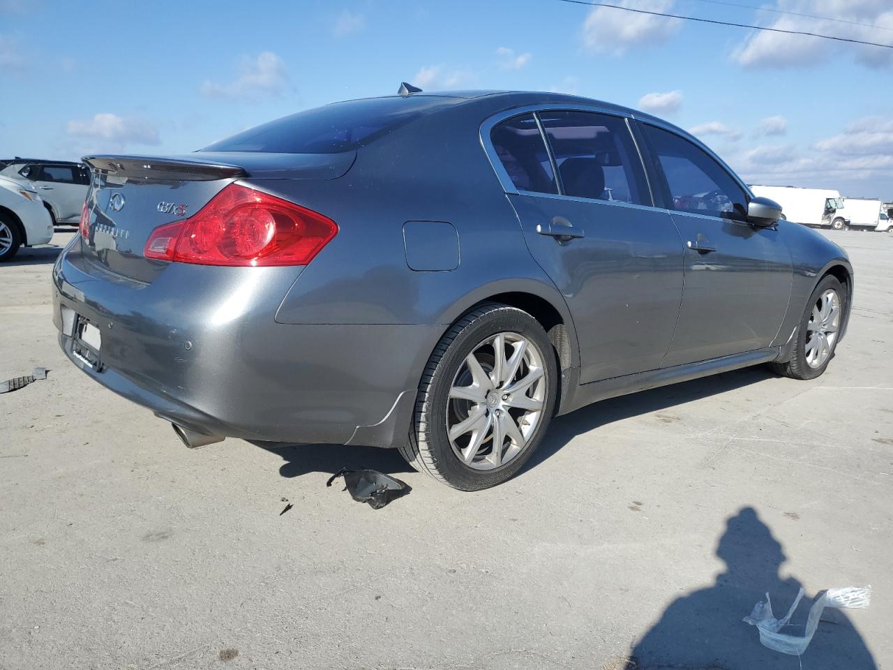 Obraz 3 z 2010 INFINITI G37  2010 z VIN JN1CV6AR1AM458772