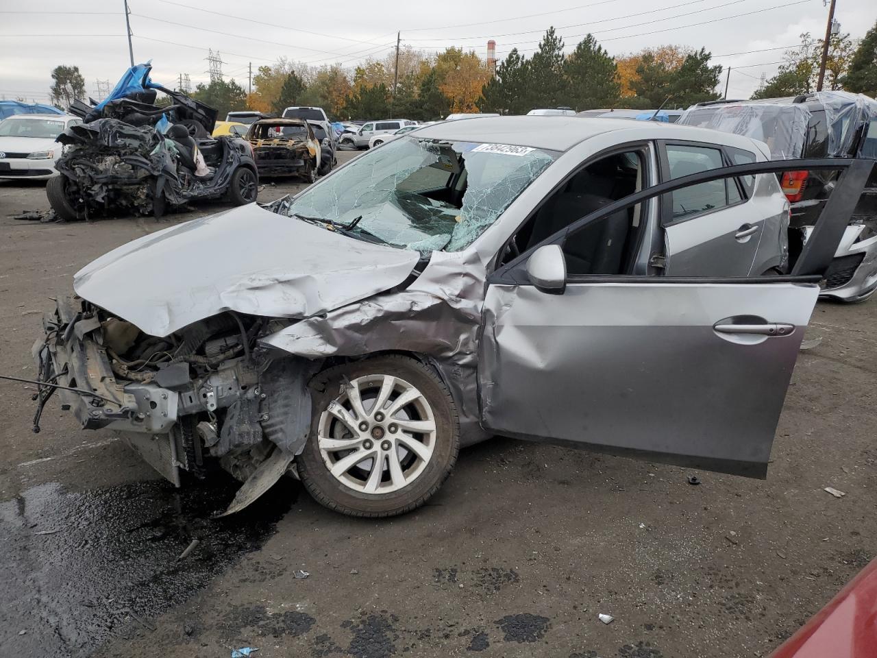 Image 1 of 2013 MAZDA 3 I 2013 with VIN JM1BL1L76D1841609