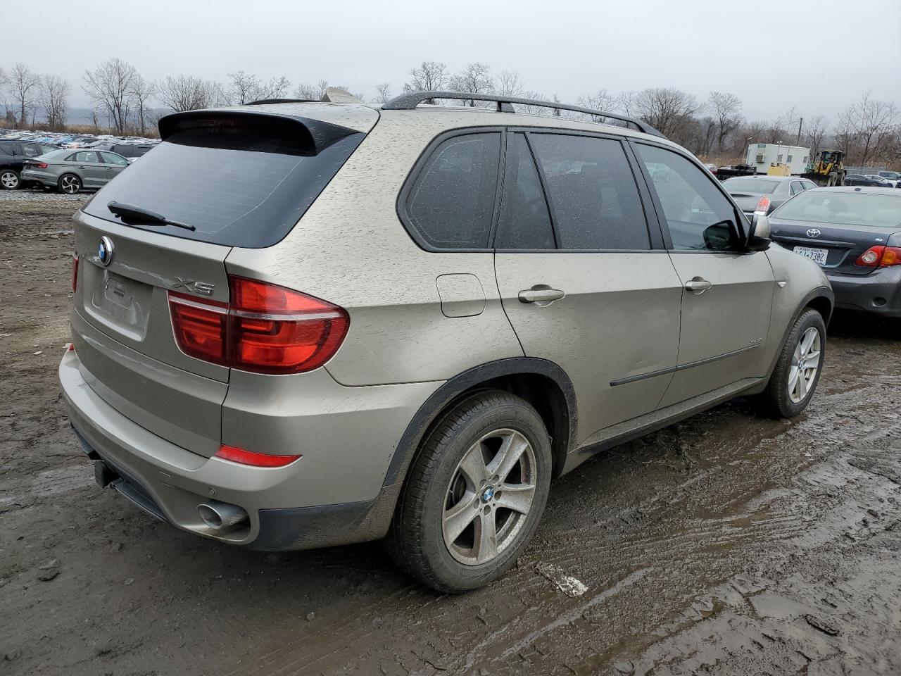 Obraz 3 z 2011 BMW X5 XDRIVE35D 2011 z VIN 5UXZW0C5XBL658258