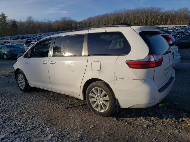 Obraz 2 z 2015 TOYOTA SIENNA LE 2015 z VIN 5TDJK3DC1FS119637