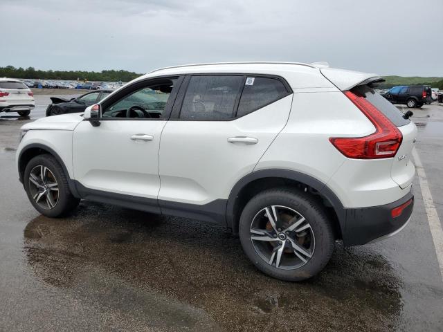 Изображение 2 2023 VOLVO XC40 CORE 2023 с VIN YV4L12UV3P2946293