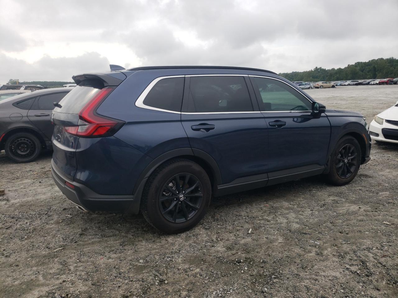 Изображение 3 2023 HONDA CR-V SPORT 2023 с VIN 7FARS5H50PE005388