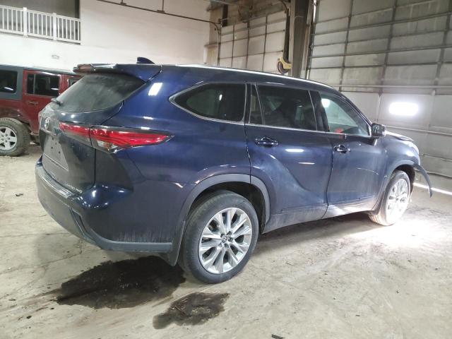 Image 3 of 2021 TOYOTA HIGHLANDER LIMITED 2021 with VIN 5TDDZRBH8MS093223