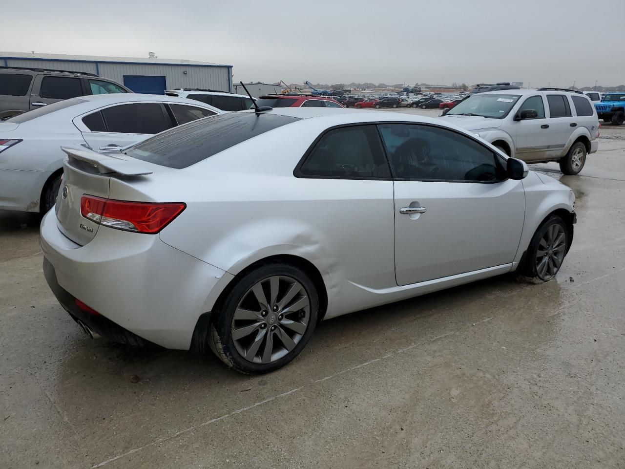 Изображение 3 2013 KIA FORTE SX 2013 с VIN KNAFW6A31D5686463