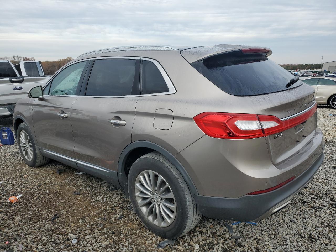 Obraz 2 z 2018 LINCOLN MKX SELECT 2018 z VIN 2LMPJ8KR3JBL41236