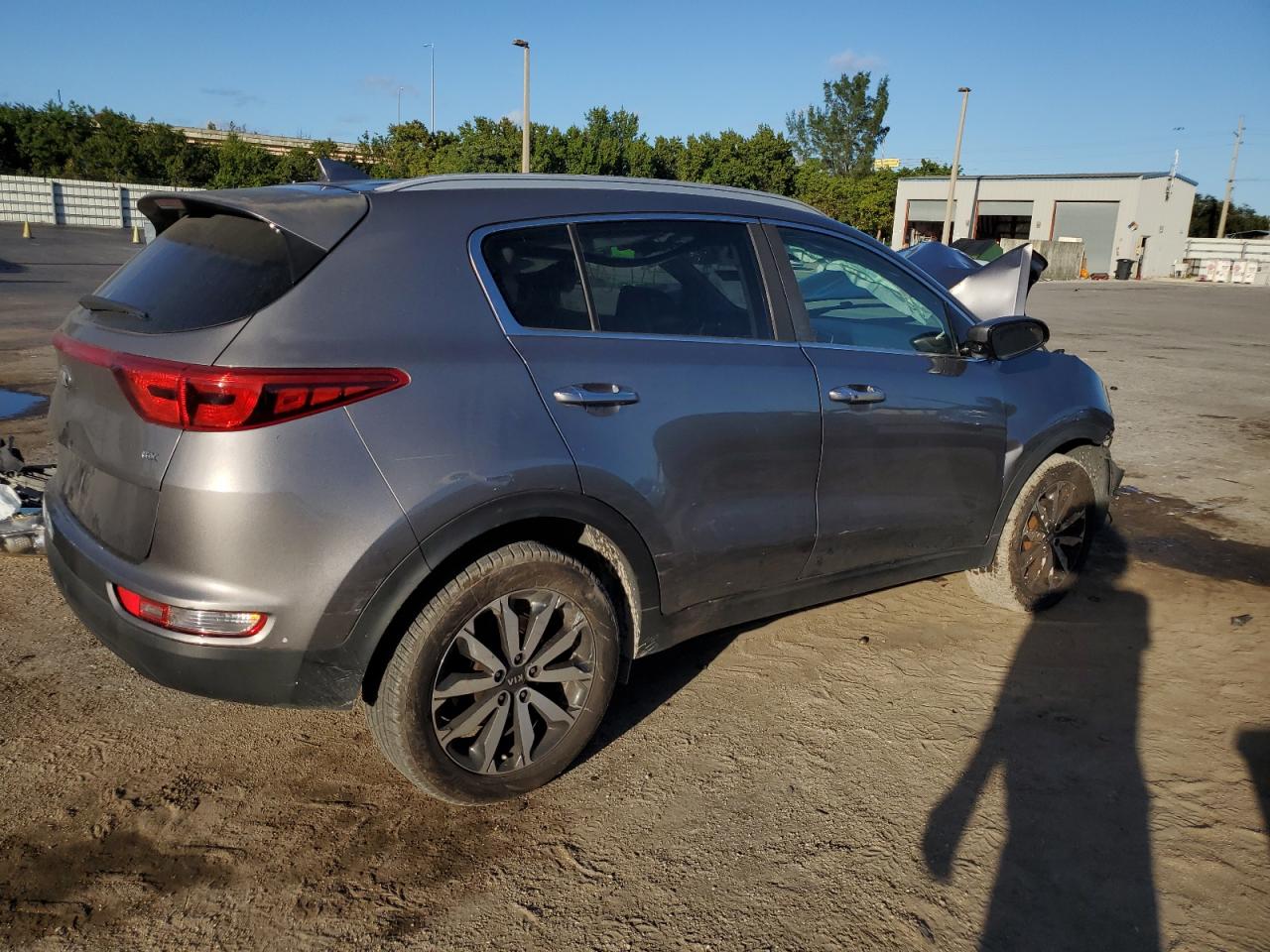 Obraz 3 z Kia Sportage Ex 2018 z VIN KNDPN3AC6J7487689