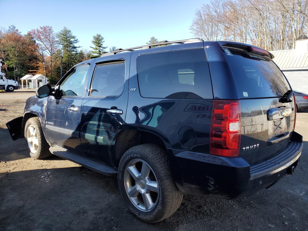 Obraz 2 z 2007 CHEVROLET TAHOE K1500 2007 z VIN 1GNFK13047J351057