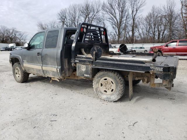 Image 2 of 2002 CHEVROLET SILVERADO K2500 2002 with VIN 1GCGK29UX2Z124446