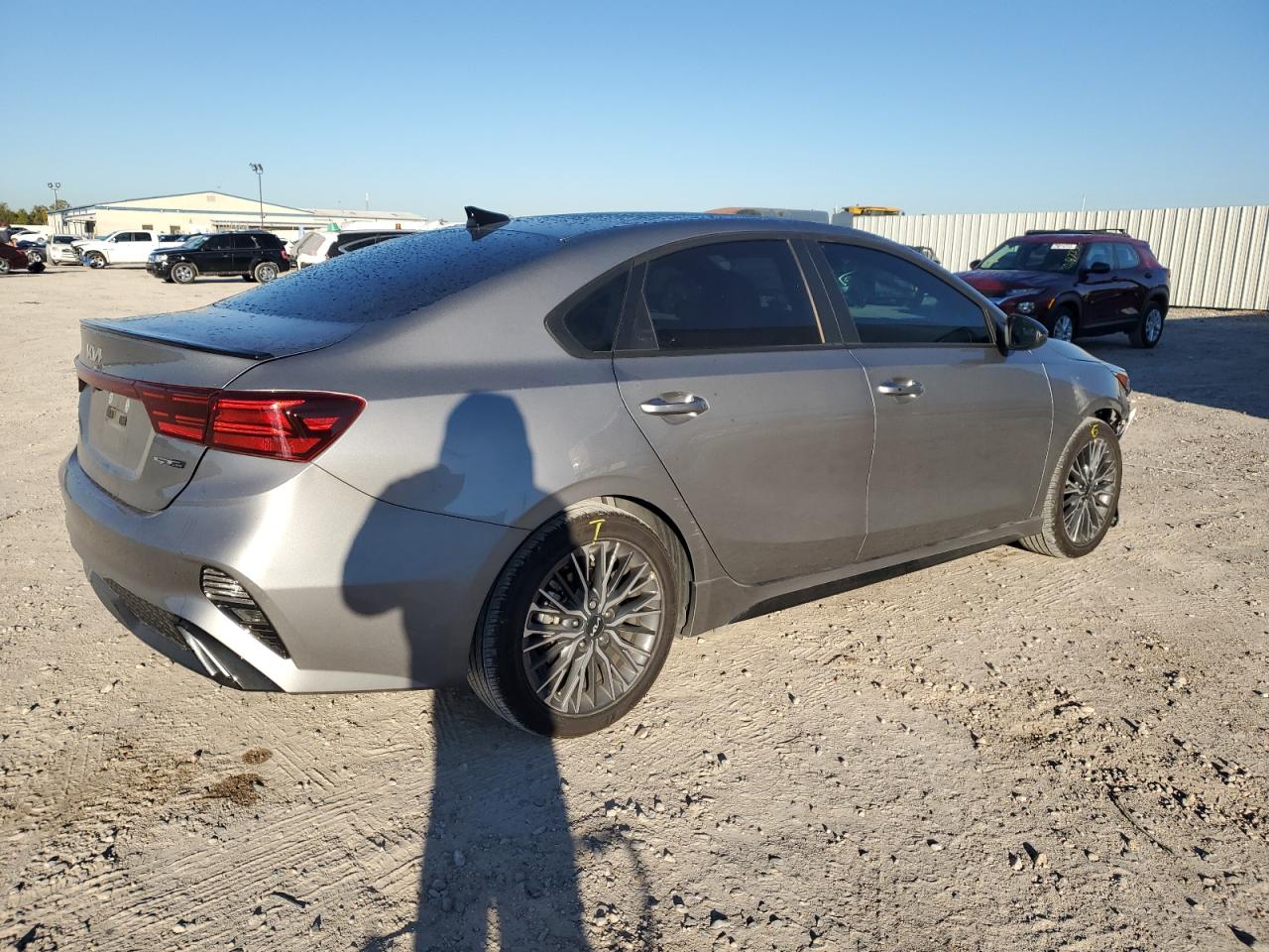 Obraz 3 z 2023 KIA FORTE GT LINE 2023 z VIN 3KPF54AD7PE661370