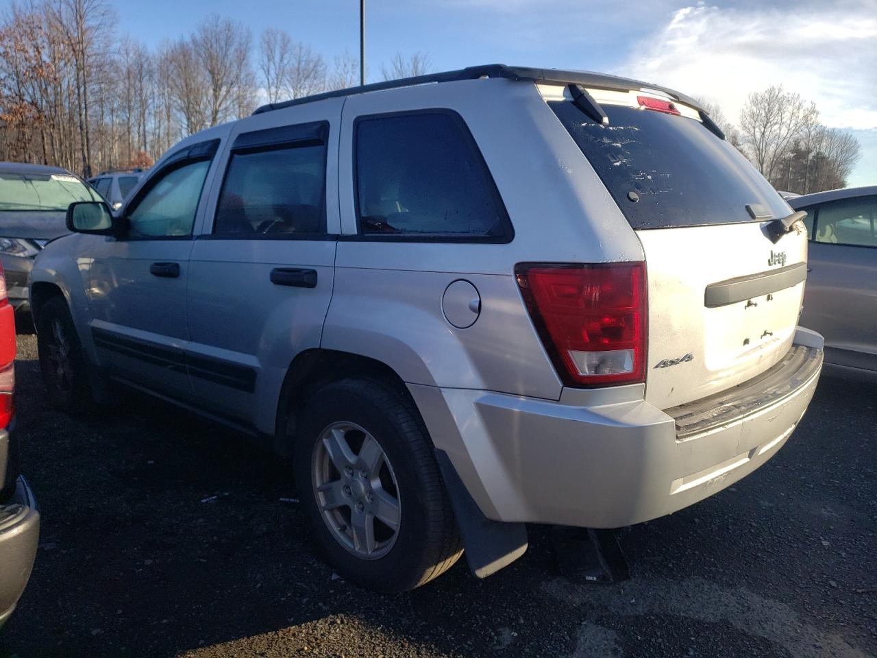 Obraz 2 z 2005 JEEP GRAND CHEROKEE LAREDO 2005 z VIN 1J8GR48K05C538276