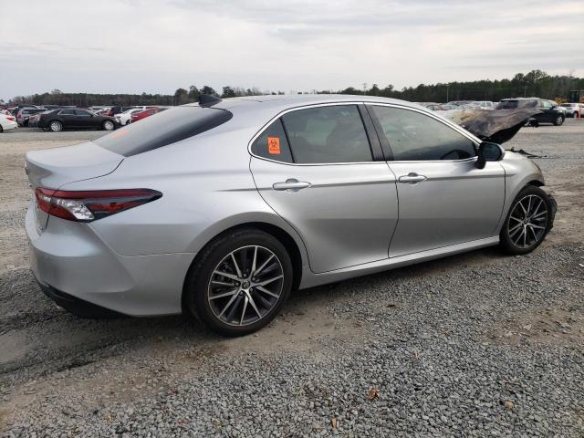 Image 3 of 2022 TOYOTA CAMRY XLE 2022 with VIN 4T1F11AK6NU703045