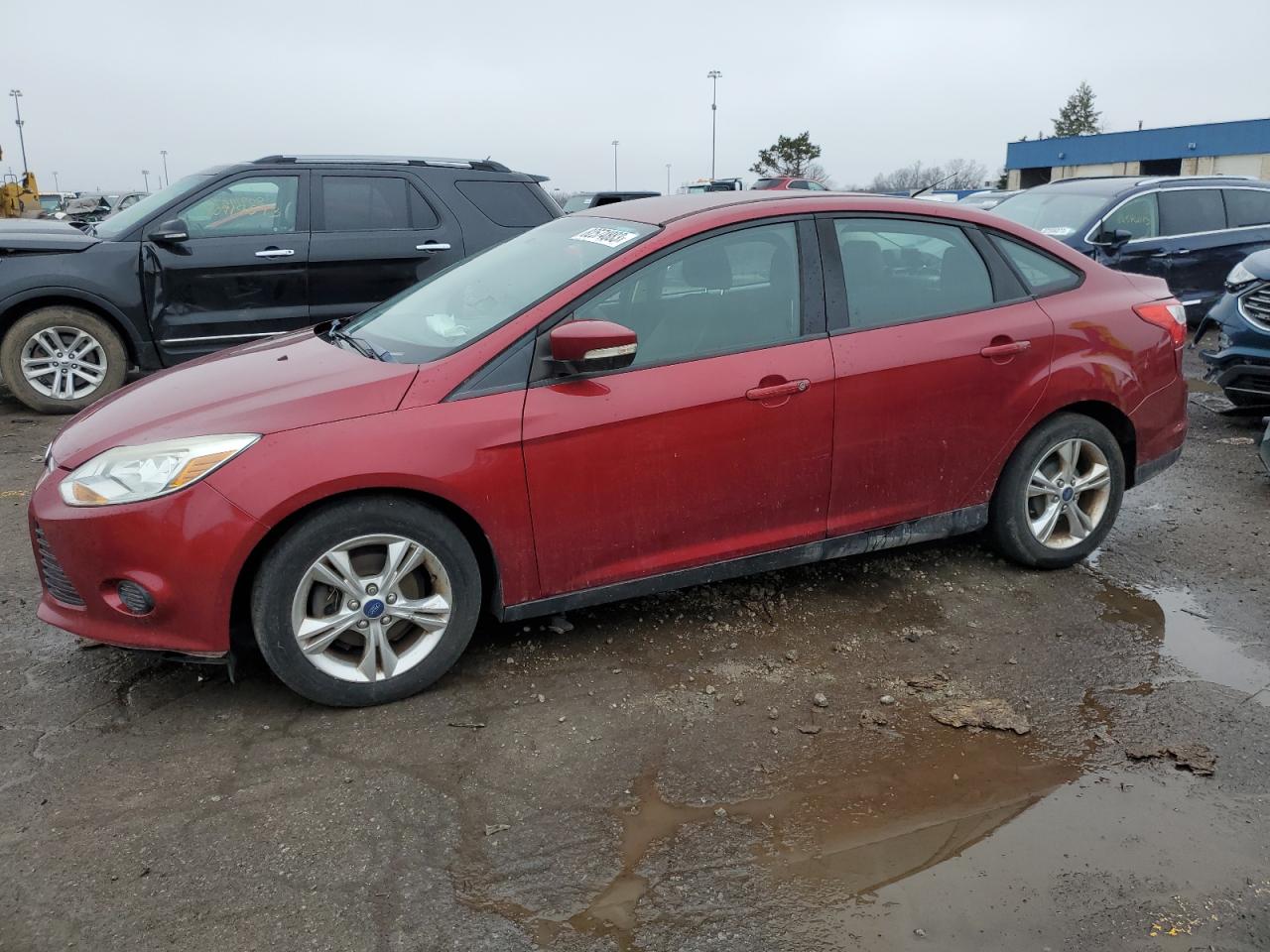 Image 1 of 2013 FORD FOCUS SE 2013 with VIN 1FADP3F28DL233416
