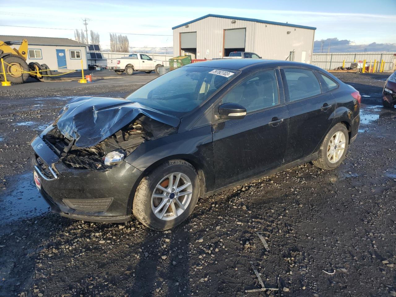 Image 1 of 2015 FORD FOCUS SE 2015 with VIN 1FADP3F2XFL370103