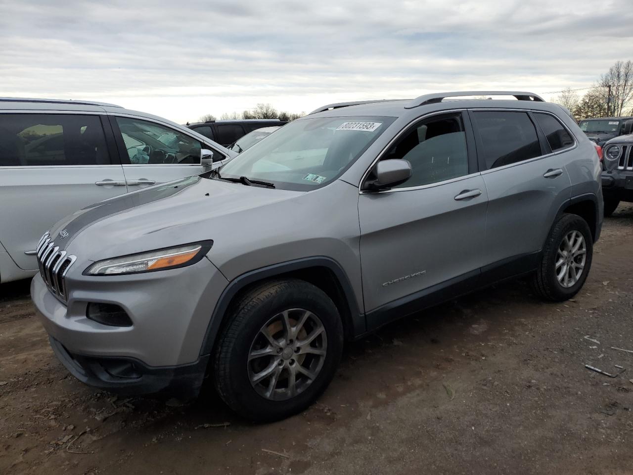 Image 1 of 2016 JEEP CHEROKEE LATITUDE 2016 with VIN 1C4PJMCS0GW205101