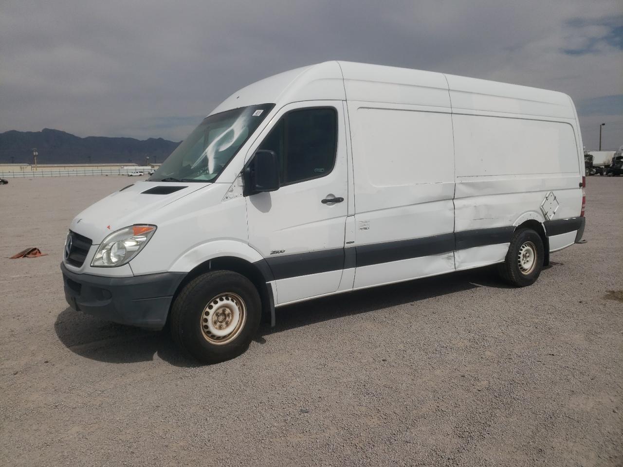 Image 1 of 2012 MERCEDES-BENZ SPRINTER 2500 2012 with VIN WD3PE8CB9C5690960