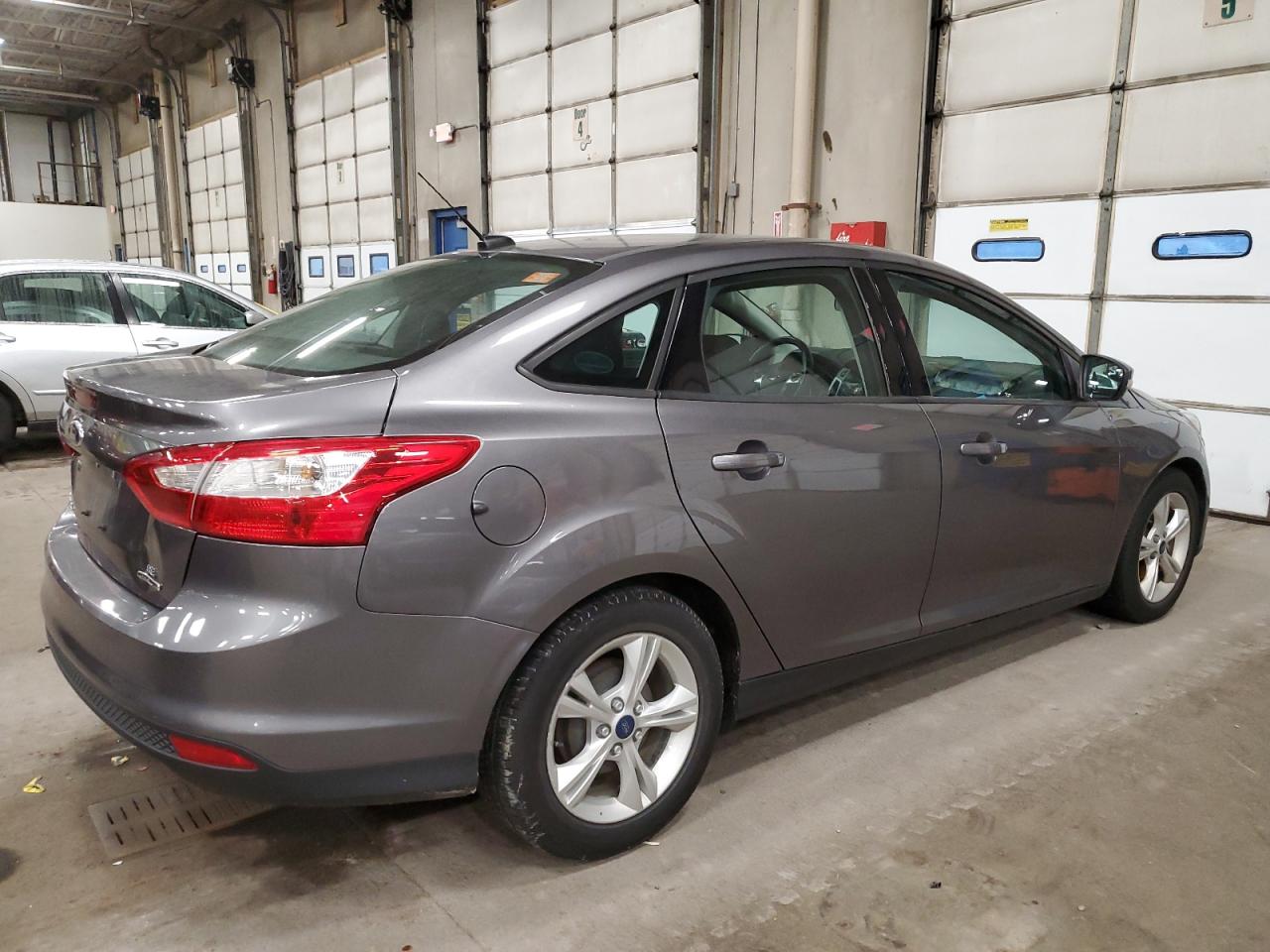 Image 3 of 2014 FORD FOCUS SE 2014 with VIN 1FADP3F2XEL441590