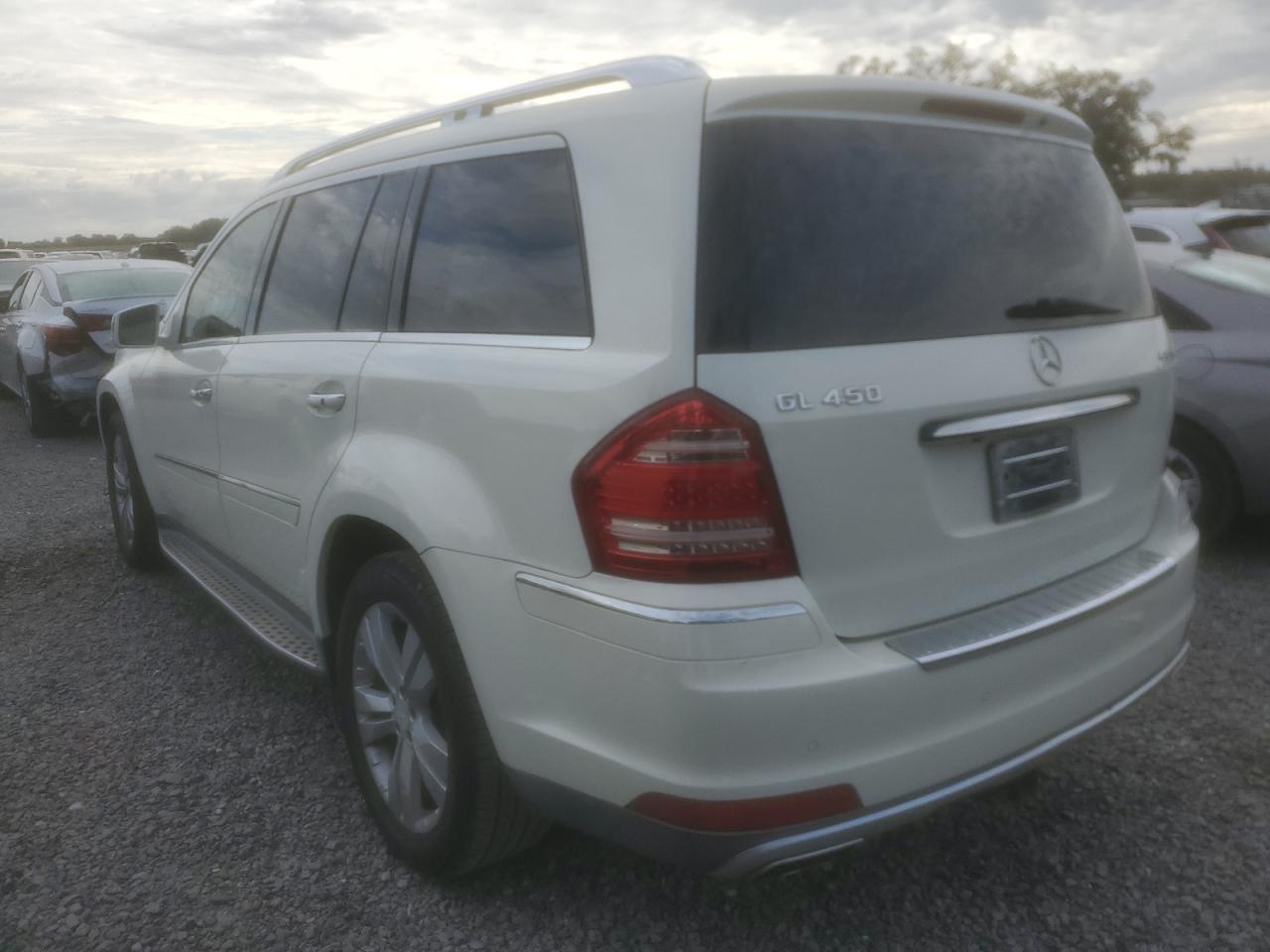 Image 2 of 2011 MERCEDES-BENZ GL 450 4MATIC 2011 with VIN 4JGBF7BE8BA661809
