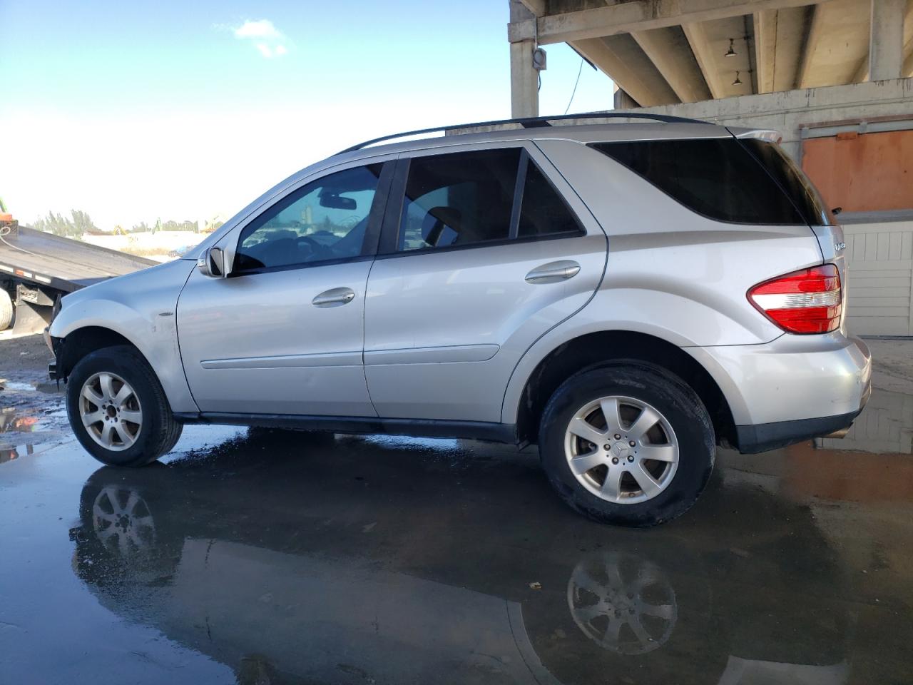 Изображение 2 2007 MERCEDES-BENZ ML 350 2007 с VIN 4JGBB86E57A169256