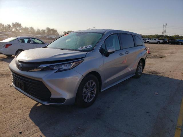 2021 TOYOTA SIENNA LE 2021 image
