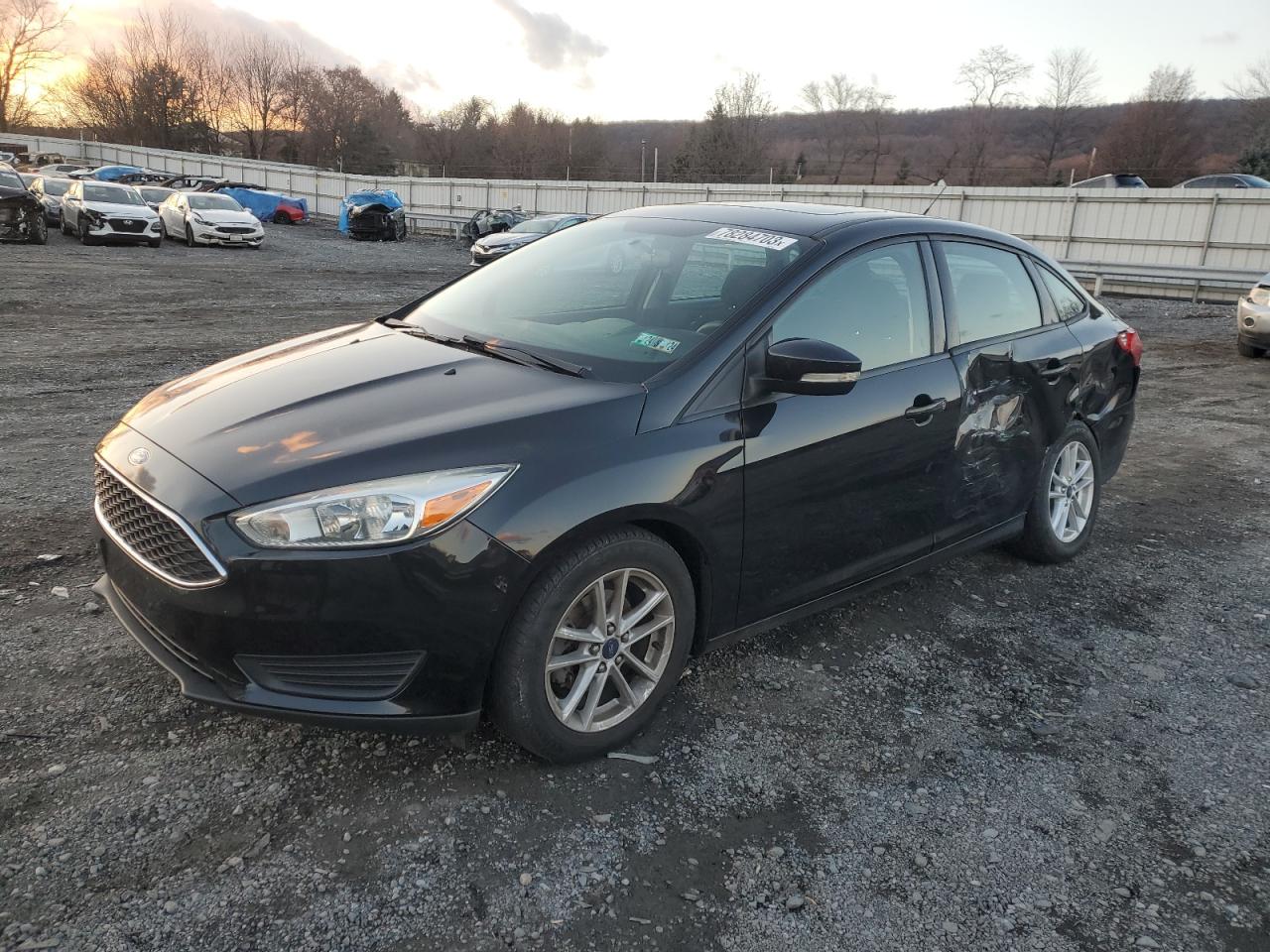 Obraz 1 z 2015 FORD FOCUS SE 2015 z VIN 1FADP3F25FL303991