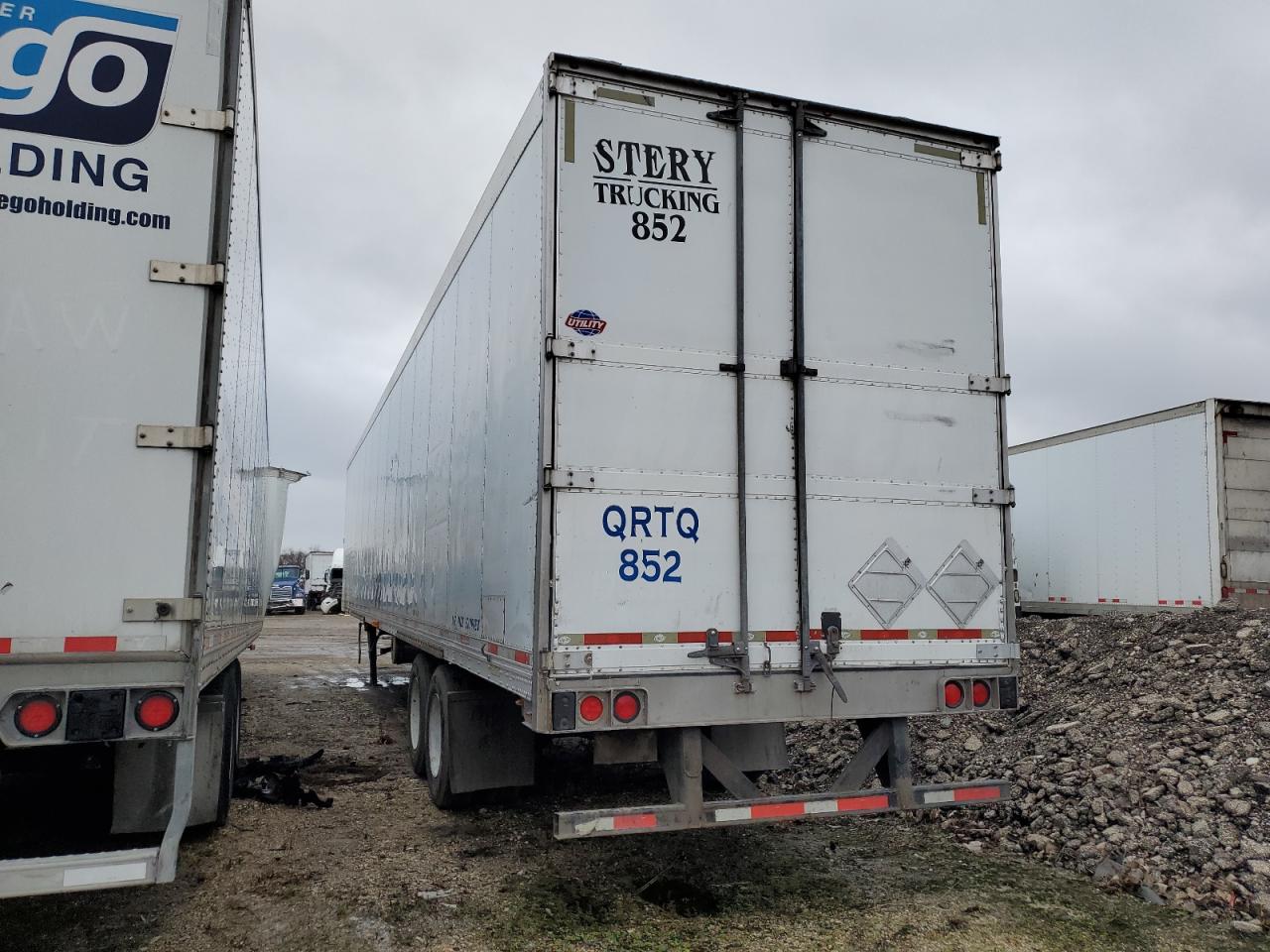 Image 3 of 2009 UTILITY REEFER 2009 with VIN 1UYVS25319U662823