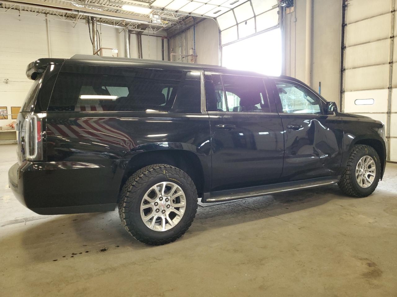 Изображение 3 2016 GMC YUKON XL K1500 SLT 2016 с VIN 1GKS2GKC6GR471762
