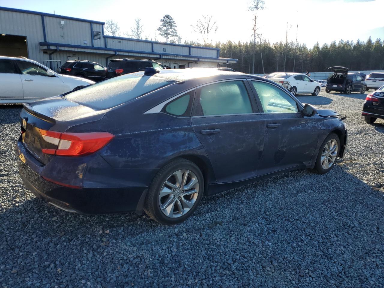 Изображение 3 2018 HONDA ACCORD LX 2018 с VIN 1HGCV1F18JA129167