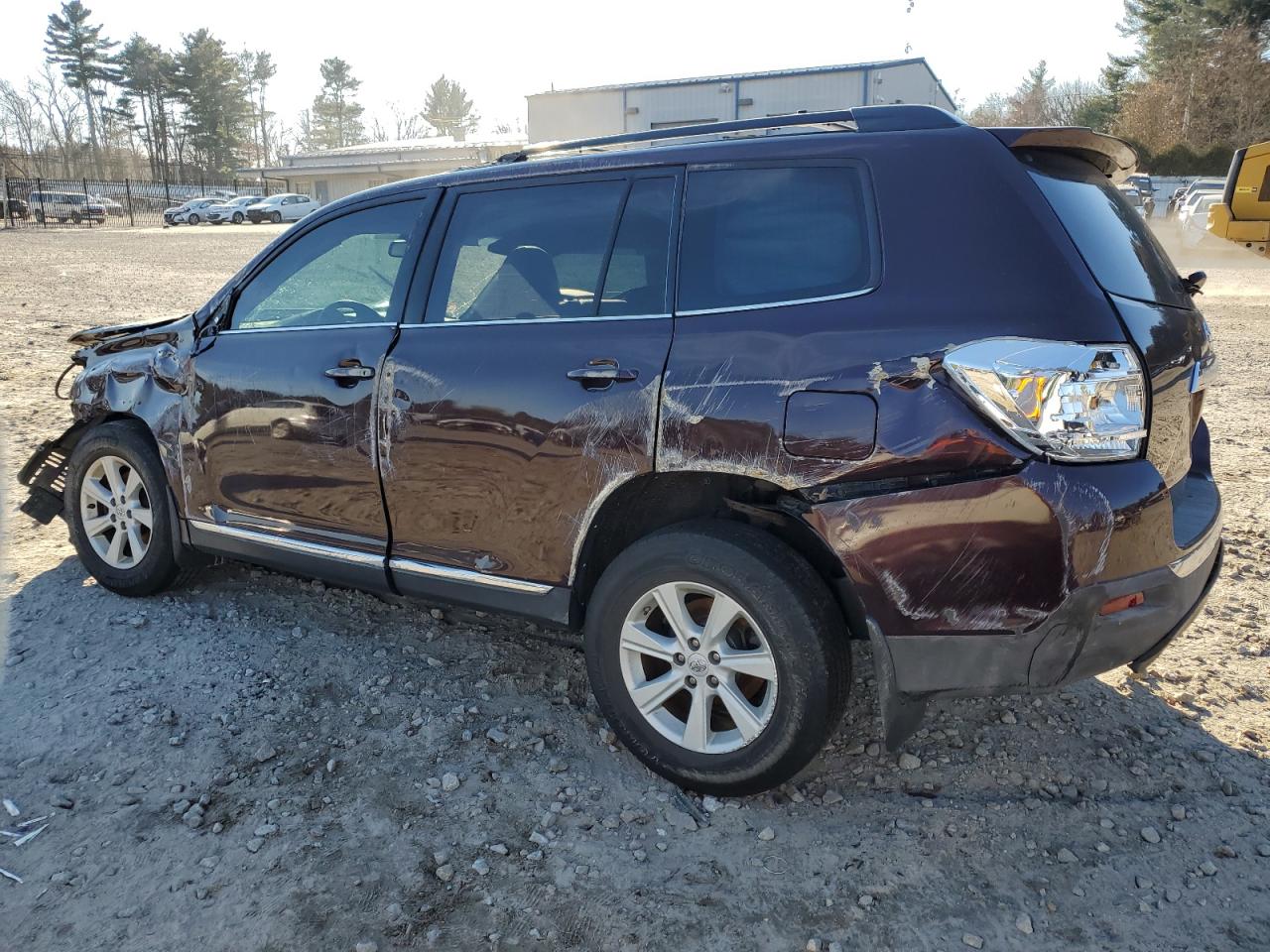 Obraz 2 z 2013 TOYOTA HIGHLANDER BASE 2013 z VIN 5TDBK3EH4DS212261