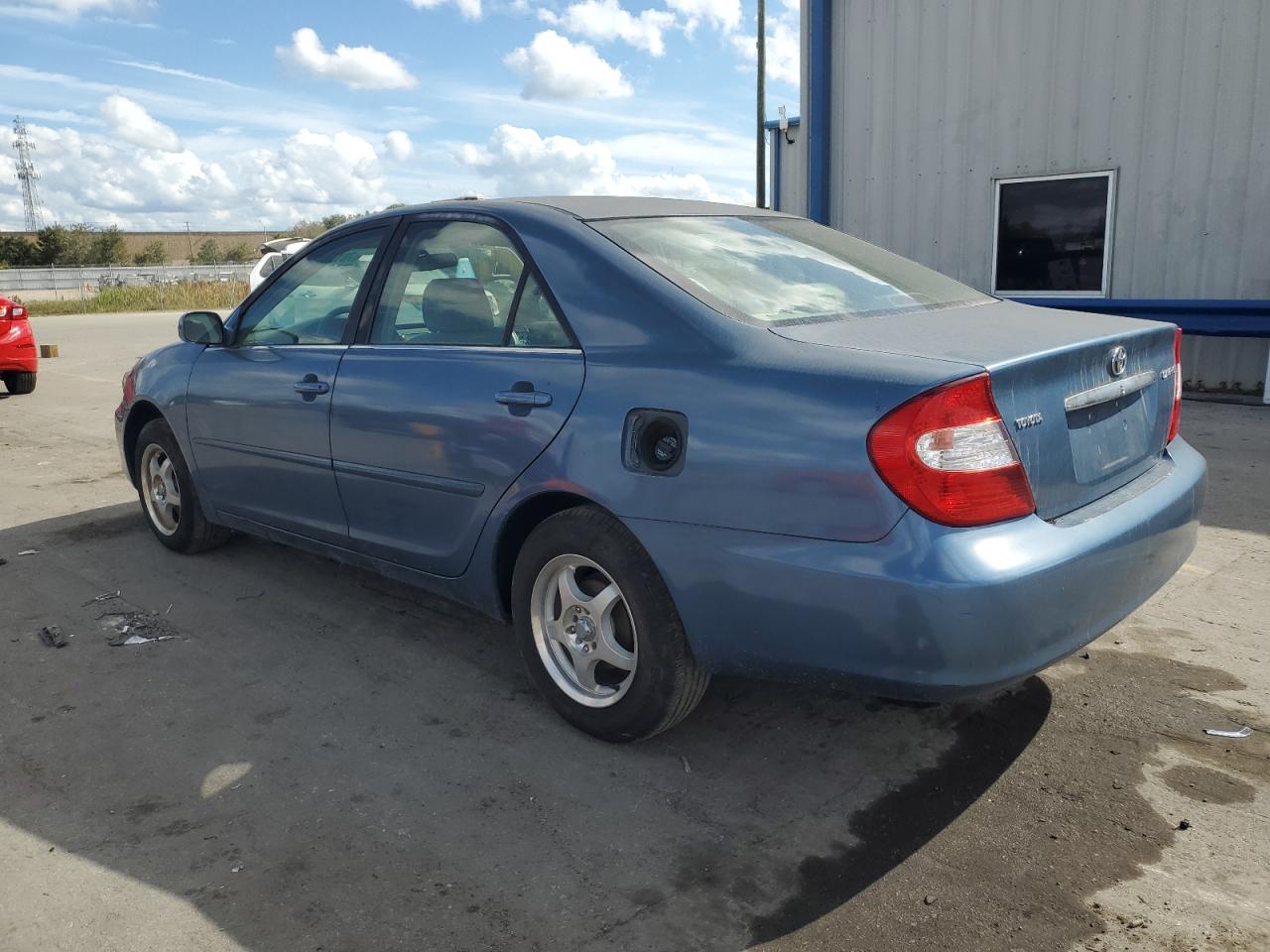 Image 2 of 2003 TOYOTA CAMRY LE 2003 with VIN 4T1BE32K93U659908