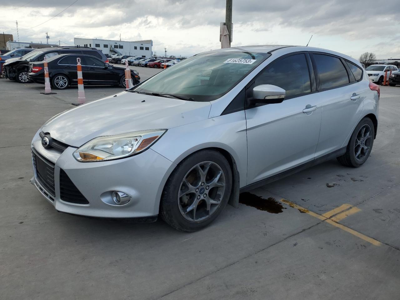 Изображение 1 2014 FORD FOCUS SE 2014 с VIN 1FADP3K22EL327928