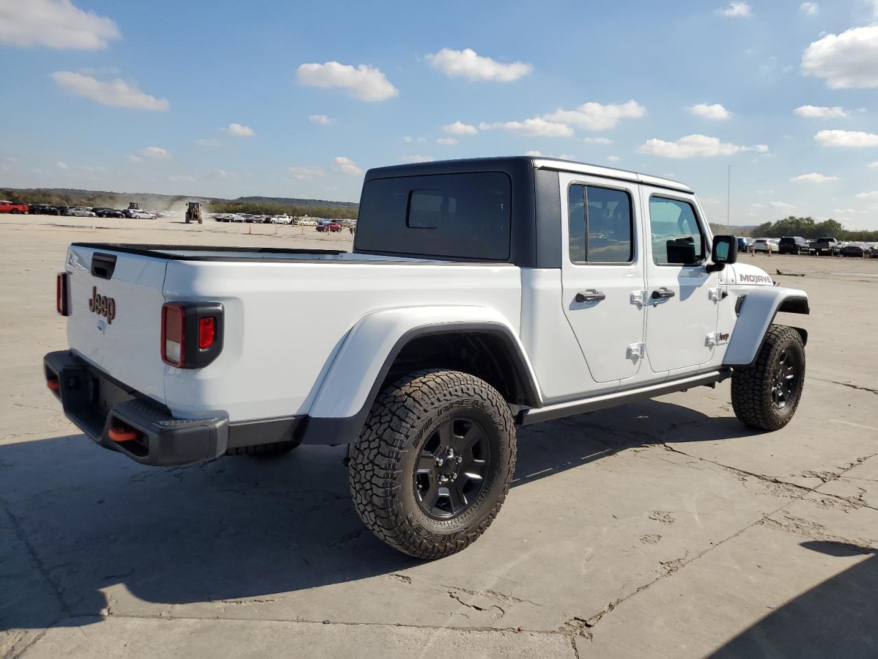 Obraz 3 z Jeep Gladiator Mojave 2023 z VIN 1C6JJTEG0PL569519