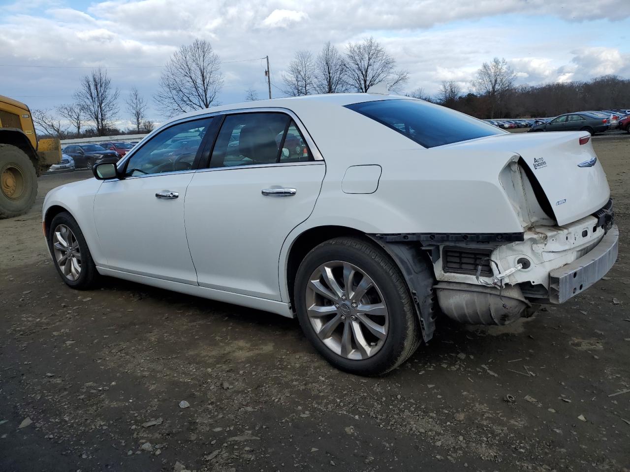 Image 2 of 2015 CHRYSLER 300C  2015 with VIN 2C3CCAKG0FH923222