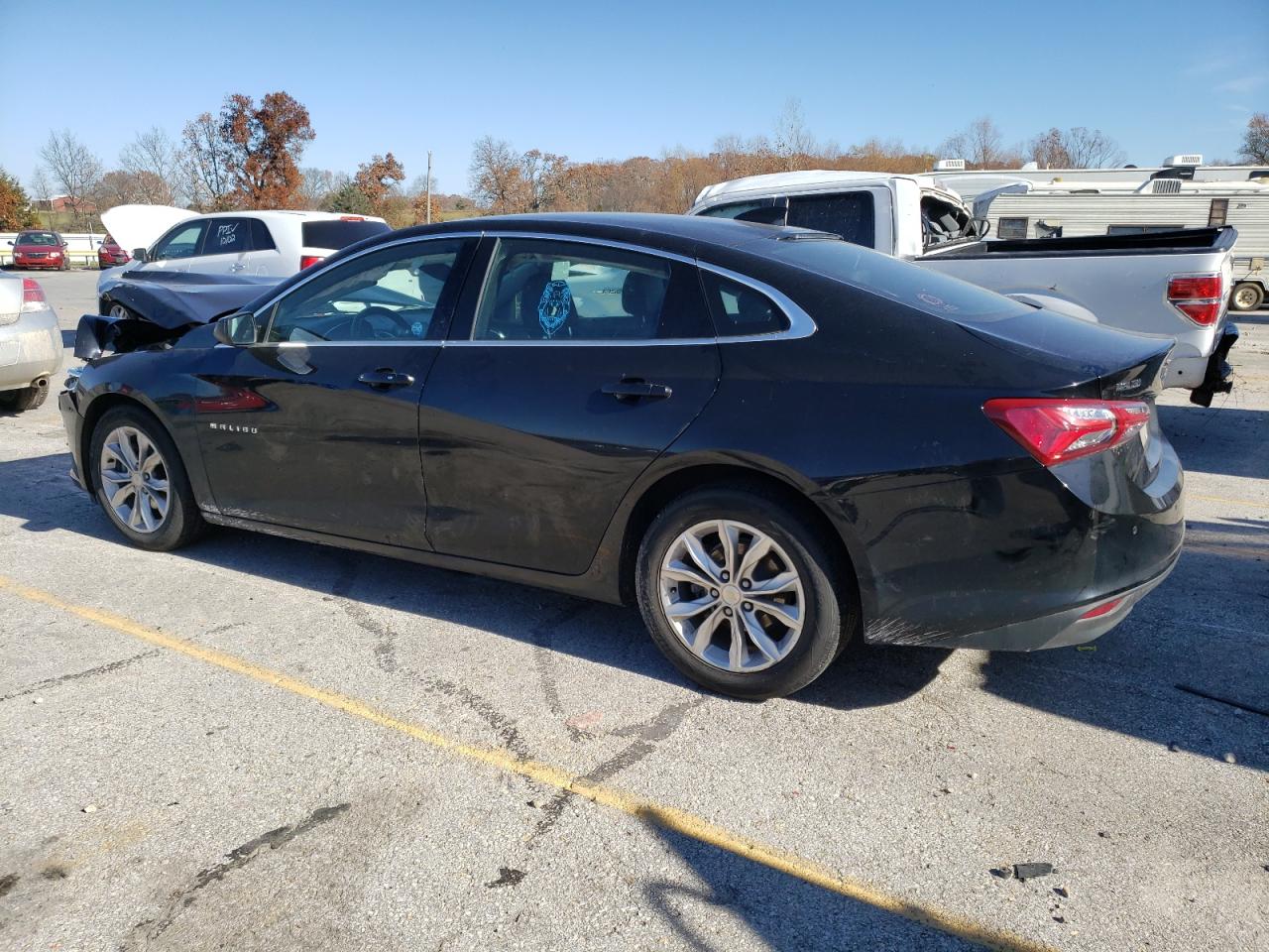 Изображение 2 2019 CHEVROLET MALIBU LT 2019 с VIN 1G1ZD5ST3KF105527