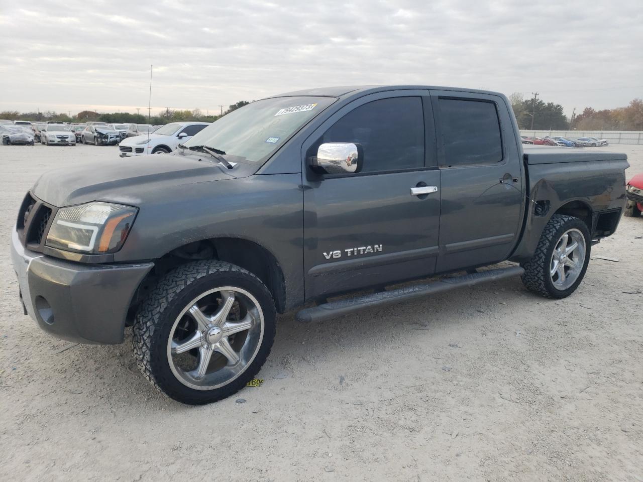 Obraz 1 z 2005 NISSAN TITAN XE 2005 z VIN 1N6BA07A65N574422