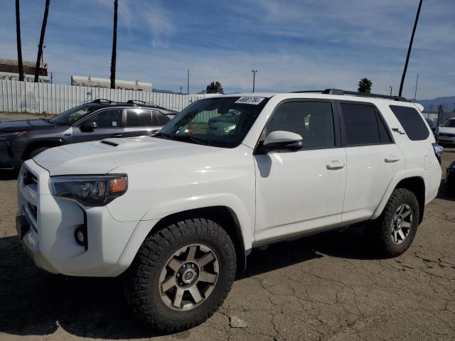 Изображение 1 2021 TOYOTA 4RUNNER SR5 PREMIUM 2021 с VIN JTERU5JR0M5898819