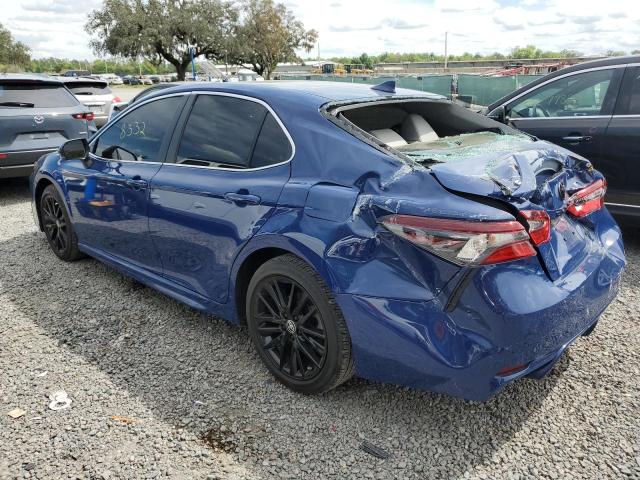 Obraz 2 z 2023 TOYOTA CAMRY SE NIGHT SHADE 2023 z VIN 4T1G11AK7PU116473