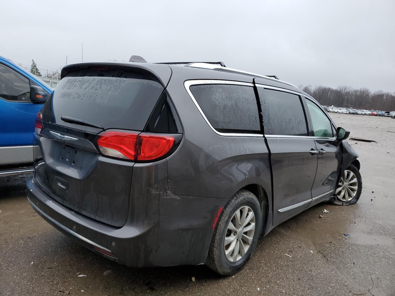Изображение 3 2018 CHRYSLER PACIFICA TOURING L 2018 с VIN 2C4RC1BG6JR193423