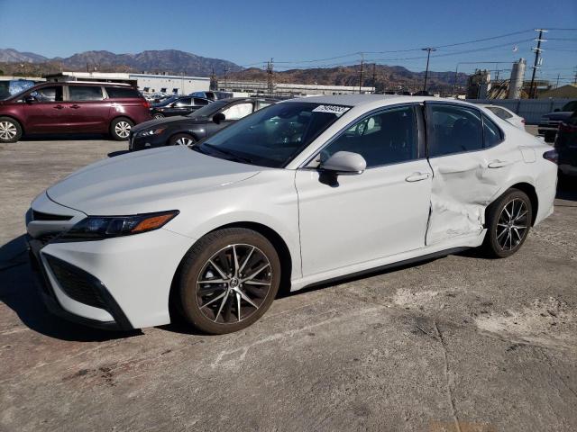 Image 1 of 2022 TOYOTA CAMRY SE 2022 with VIN 4T1G11AK4NU063048