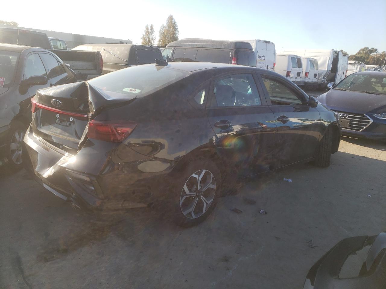 Image 3 of 2020 KIA FORTE FE 2020 with VIN 3KPF24AD2LE228025