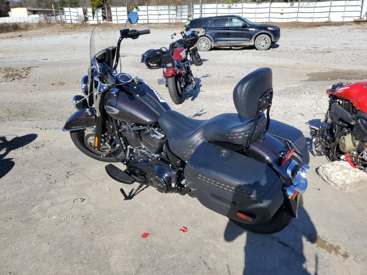 Image 3 of 2021 HARLEY-DAVIDSON FLHCS  2021 with VIN 1HD1YBK13MB068204