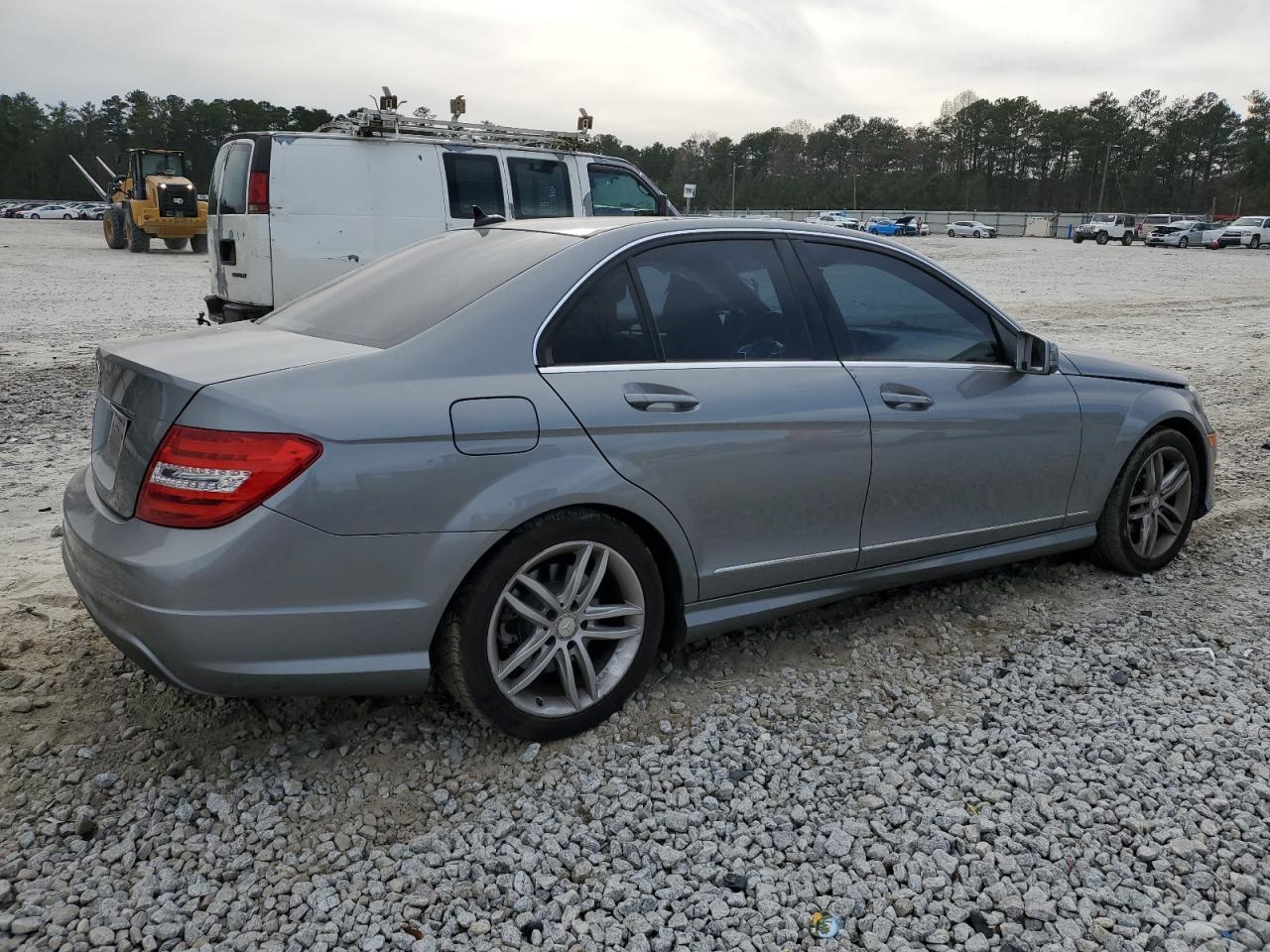 Изображение 3 2014 MERCEDES-BENZ C 250 2014 с VIN WDDGF4HB1EA942740