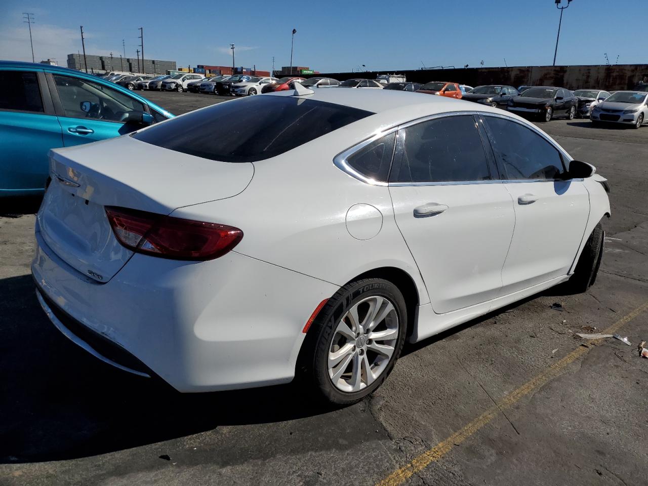 Obraz 3 z 2015 CHRYSLER 200 LIMITED 2015 z VIN 1C3CCCAB1FN654916