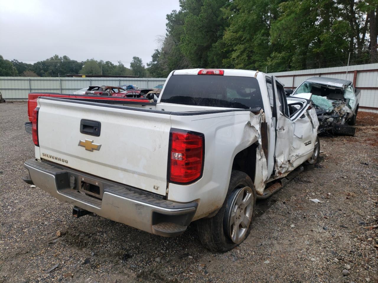 Image 3 of 2018 CHEVROLET SILVERADO C1500 LT 2018 with VIN 3GCPCREC0JG195253