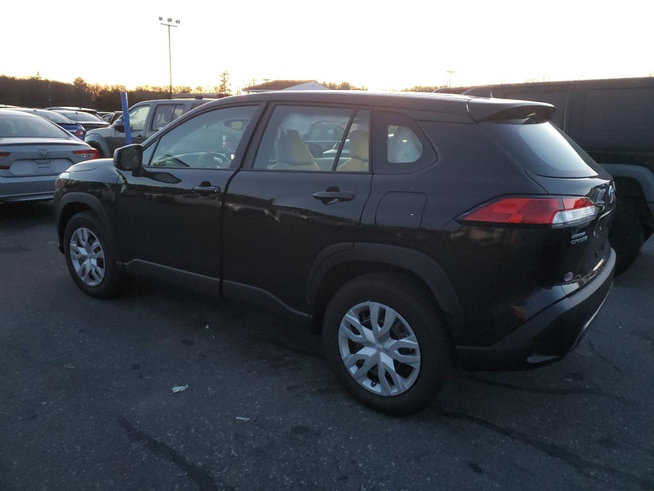 Image 2 of 2023 TOYOTA COROLLA CROSS L 2023 with VIN 7MUAAAAG0PV067617