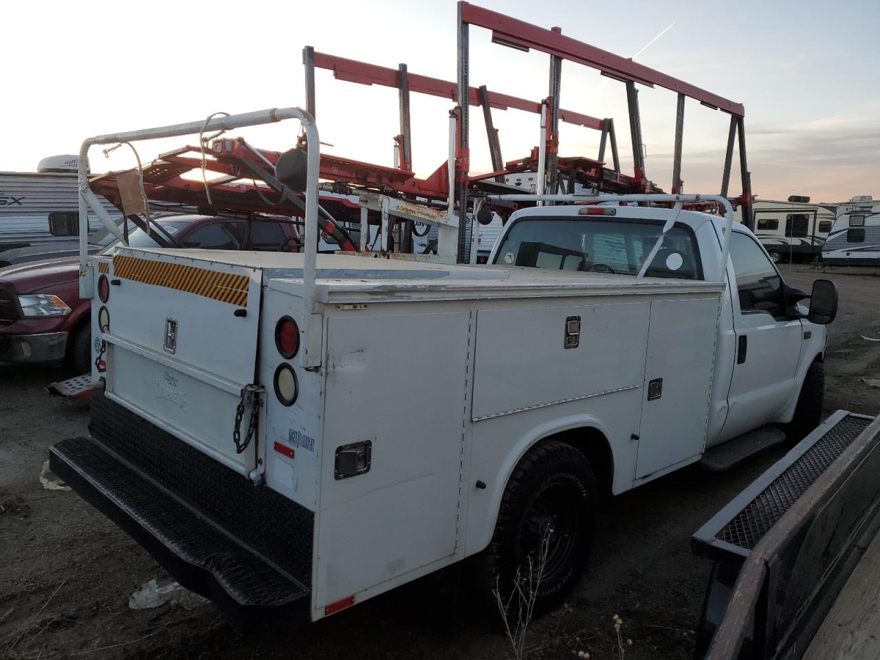 Obraz 3 z 2004 FORD F350 SRW SUPER DUTY 2004 z VIN 1FDSF34L14EC42670